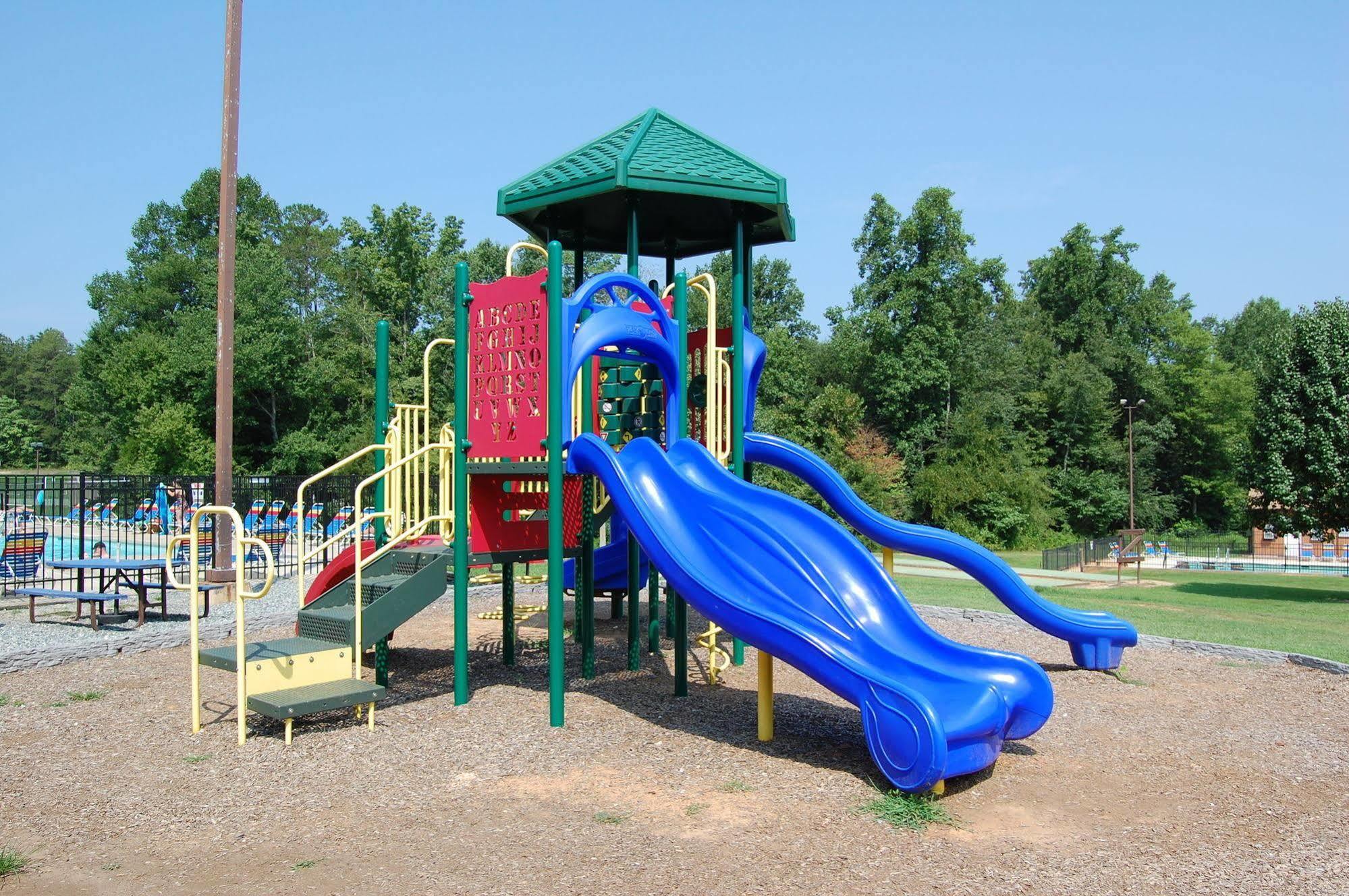 Forest Lake Rv & Camping Resort Advance Εξωτερικό φωτογραφία